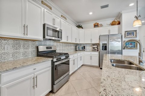 House in Bradenton, Florida 3 bedrooms, 171.78 sq.m. № 1784390 - photo 12