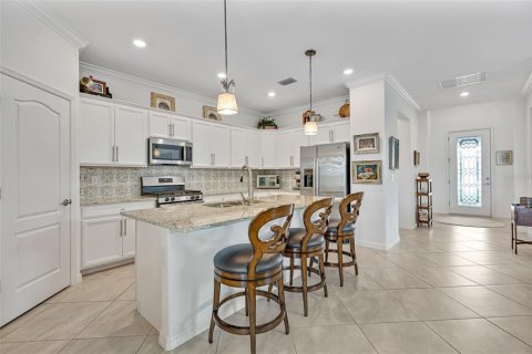 House in Bradenton, Florida 3 bedrooms, 171.78 sq.m. № 1784390 - photo 11