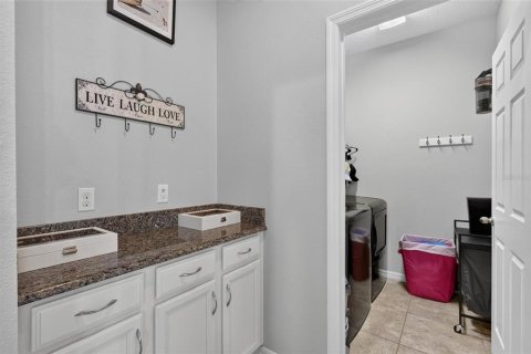 House in Clermont, Florida 4 bedrooms, 245.45 sq.m. № 2223700 - photo 22