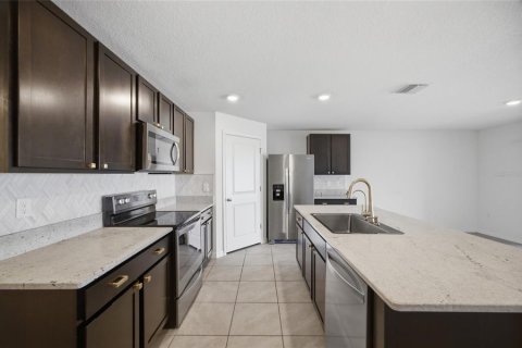 Casa en alquiler en Wimauma, Florida, 4 dormitorios, 171.5 m2 № 2096081 - foto 7