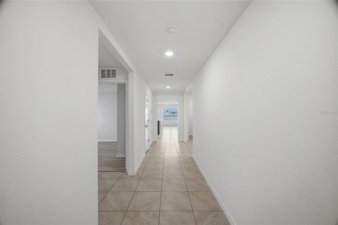 Casa en alquiler en Wimauma, Florida, 4 dormitorios, 171.5 m2 № 2096081 - foto 2