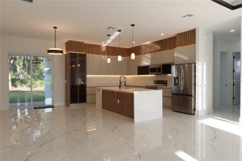 Villa ou maison à vendre à Lake Alfred, Floride: 5 chambres, 224.82 m2 № 2399014 - photo 7