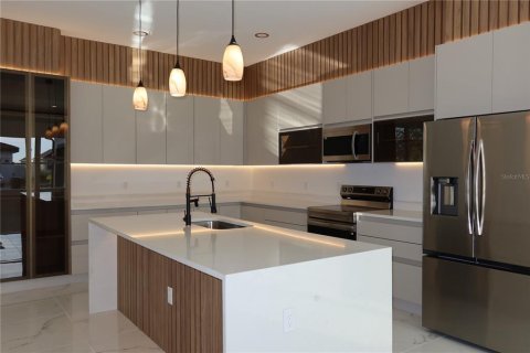 Villa ou maison à vendre à Lake Alfred, Floride: 5 chambres, 224.82 m2 № 2399014 - photo 11