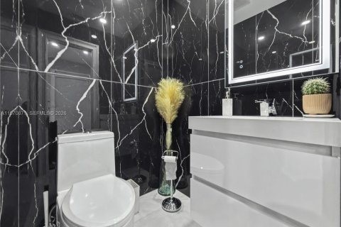 Touwnhouse à vendre à Hollywood, Floride: 3 chambres, 176.51 m2 № 2038271 - photo 11