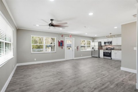 Commercial property in Brooksville, Florida 321.07 sq.m. № 2370783 - photo 22
