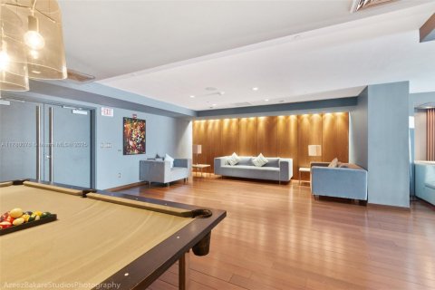 Купить кондоминиум в Майами, Флорида 2 спальни, 113.99м2, № 1623139 - фото 21