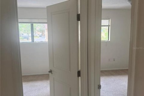 Copropriété à louer à Gainesville, Floride: 3 chambres, 139.35 m2 № 2117605 - photo 9
