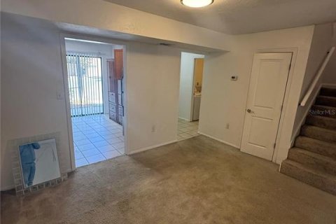 Copropriété à louer à Gainesville, Floride: 3 chambres, 139.35 m2 № 2117605 - photo 8