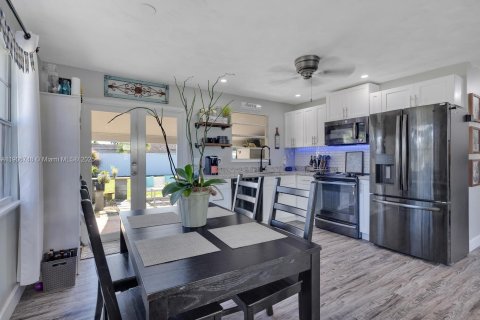 Casa en venta en Homestead, Florida, 2 dormitorios, 92.53 m2 № 2016470 - foto 11