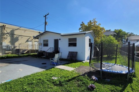 Купить коммерческую недвижимость в Майами, Флорида 293.85м2, № 2057511 - фото 14