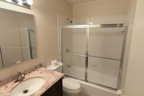 Condominio en venta en Hollywood, Florida, 2 dormitorios, 75.81 m2 № 1920236 - foto 6