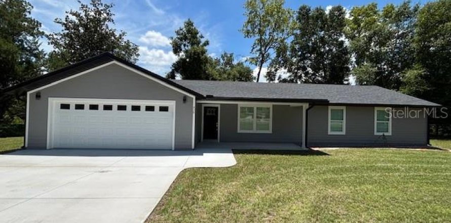 Villa ou maison à Keystone Heights, Floride 3 chambres, 150.97 m2 № 1822834
