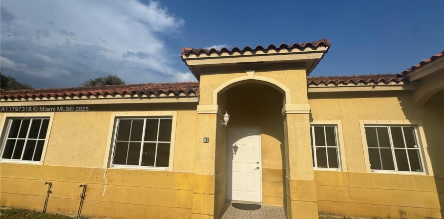 Appartement à Homestead, Floride 2 chambres, 85.38 m2 № 1737906
