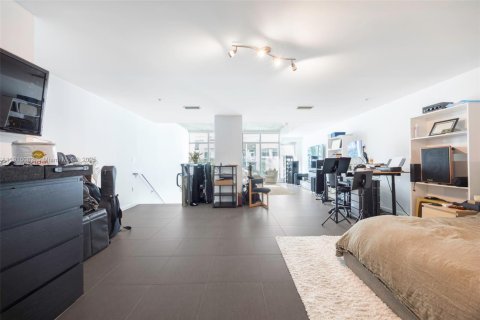 Купить кондоминиум в Майами, Флорида 1 спальня, 149.85м2, № 1971533 - фото 13