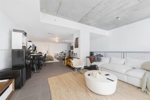 Купить кондоминиум в Майами, Флорида 1 спальня, 149.85м2, № 1971533 - фото 16