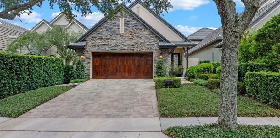 House in Lake Mary, Florida 3 bedrooms, 242.75 sq.m. № 1868864