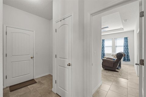 Casa en venta en Kissimmee, Florida, 4 dormitorios, 264.86 m2 № 1760497 - foto 23