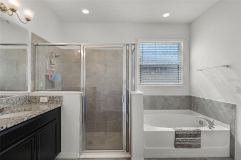 Casa en venta en Kissimmee, Florida, 4 dormitorios, 264.86 m2 № 1760497 - foto 9