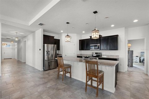 Casa en venta en Kissimmee, Florida, 4 dormitorios, 264.86 m2 № 1760497 - foto 11