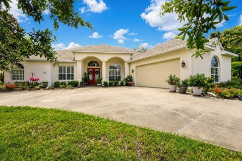 House in Homosassa, Florida 4 bedrooms, 217.86 sq.m. № 2225799 - photo 3