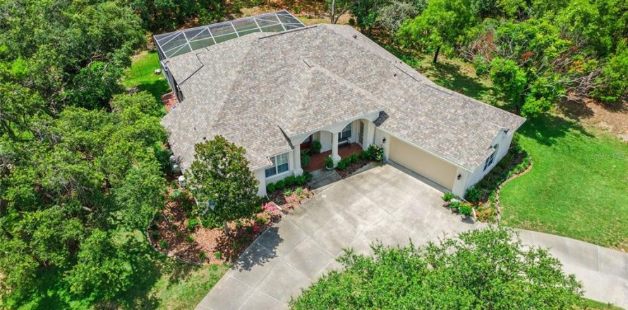 House in Homosassa, Florida 4 bedrooms, 217.86 sq.m. № 2225799
