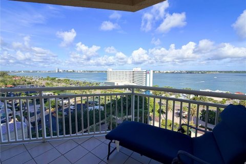 Condominio en alquiler en Clearwater, Florida, 3 dormitorios, 186.18 m2 № 2233897 - foto 17