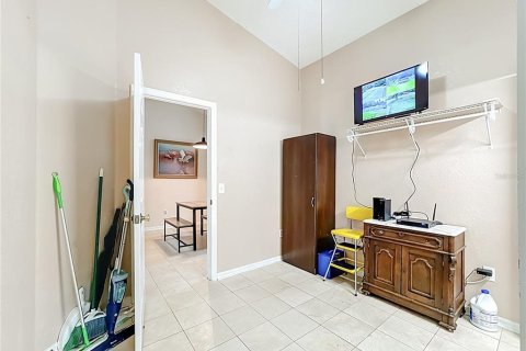 House in Lake Wales, Florida 3 bedrooms, 116.69 sq.m. № 1898615 - photo 30