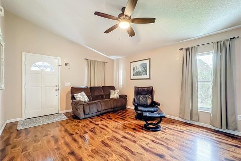 House in Lake Wales, Florida 3 bedrooms, 116.69 sq.m. № 1898615 - photo 12