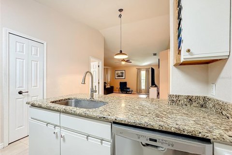 House in Lake Wales, Florida 3 bedrooms, 116.69 sq.m. № 1898615 - photo 17
