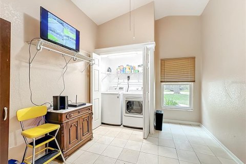 House in Lake Wales, Florida 3 bedrooms, 116.69 sq.m. № 1898615 - photo 29
