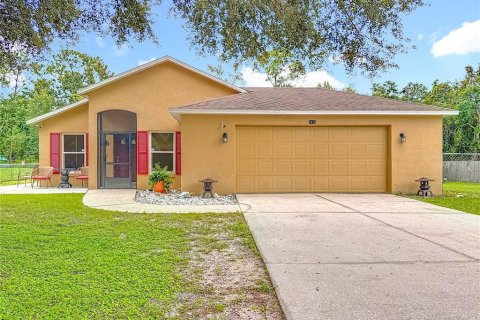 House in Lake Wales, Florida 3 bedrooms, 116.69 sq.m. № 1898615 - photo 1