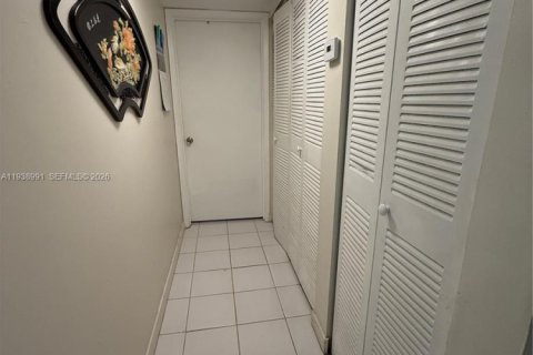 Copropriété à vendre à Miami, Floride: 2 chambres, 86.96 m2 № 1996747 - photo 7