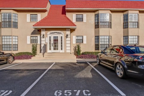 Condominio en alquiler en Ponte Vedra Beach, Florida, 2 dormitorios, 113.9 m2 № 768450 - foto 1