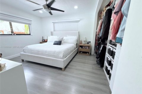 Casa en alquiler en Cutler Bay, Florida, 3 dormitorios, 212.19 m2 № 2053298 - foto 29