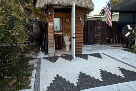 Casa en alquiler en Cutler Bay, Florida, 3 dormitorios, 212.19 m2 № 2053298 - foto 22