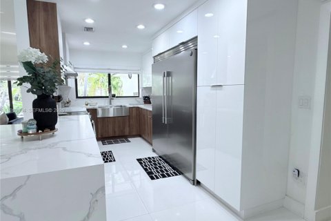 Casa en alquiler en Cutler Bay, Florida, 3 dormitorios, 212.19 m2 № 2053298 - foto 9