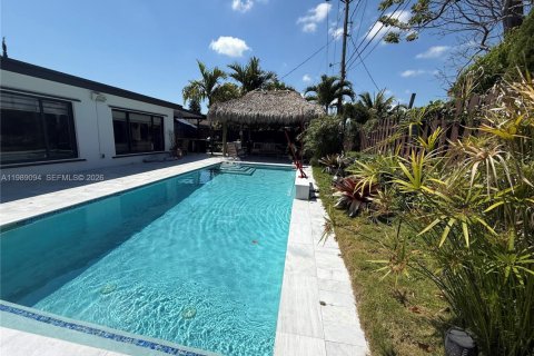 Casa en alquiler en Cutler Bay, Florida, 3 dormitorios, 212.19 m2 № 2053298 - foto 16