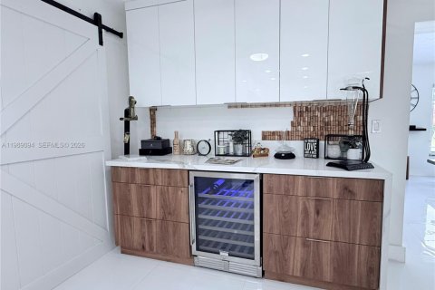 Casa en alquiler en Cutler Bay, Florida, 3 dormitorios, 212.19 m2 № 2053298 - foto 11