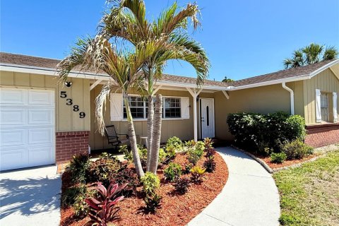 Villa ou maison à Sarasota, Floride 3 chambres, 125.05 m2 № 2100622