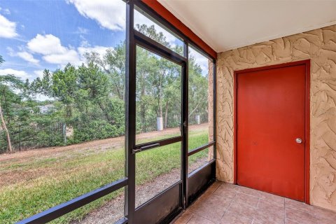 Condo in Orlando, Florida, 2 bedrooms № 2201137 - photo 26