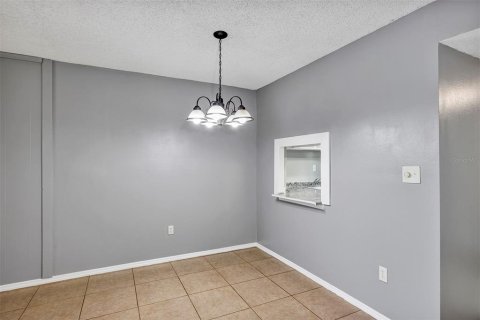 Condo in Orlando, Florida, 2 bedrooms № 2201137 - photo 8