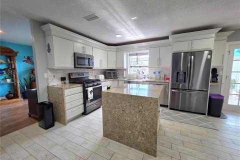 Villa ou maison à vendre à Spring Hill, Floride: 3 chambres, 162.95 m2 № 2310469 - photo 10