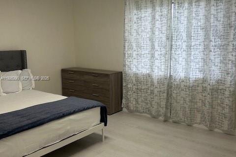 House in Sunny Isles Beach, Florida 3 bedrooms, 137.87 sq.m. № 1984572 - photo 22