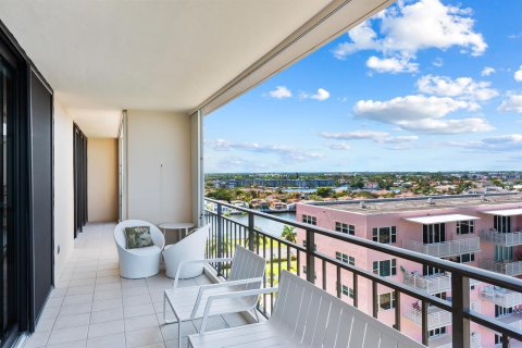 Condo in Highland Beach, Florida, 2 bedrooms  № 2184222 - photo 22