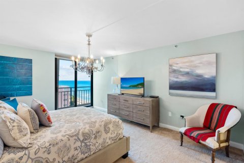 Condo in Highland Beach, Florida, 2 bedrooms  № 2184222 - photo 15