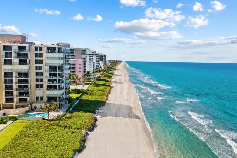 Condo in Highland Beach, Florida, 2 bedrooms  № 2184222 - photo 27