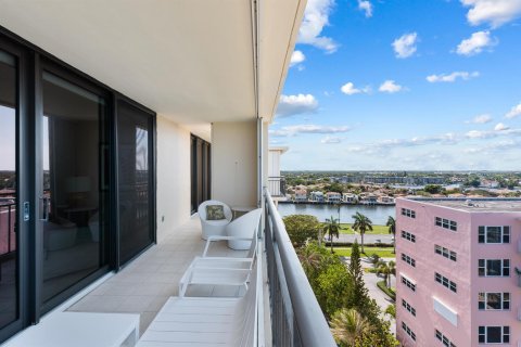 Condo in Highland Beach, Florida, 2 bedrooms  № 2184222 - photo 21