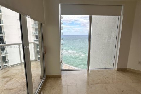 Condominio en alquiler en Sunny Isles Beach, Florida, 2 dormitorios, 156.08 m2 № 2009668 - foto 22