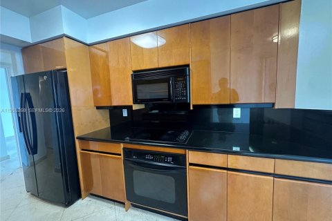 Condominio en alquiler en Sunny Isles Beach, Florida, 2 dormitorios, 156.08 m2 № 2009668 - foto 18