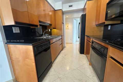 Condominio en alquiler en Sunny Isles Beach, Florida, 2 dormitorios, 156.08 m2 № 2009668 - foto 20
